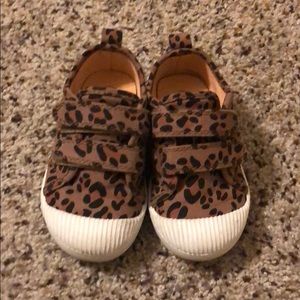 Cat and jack toddler leopard print sneakers